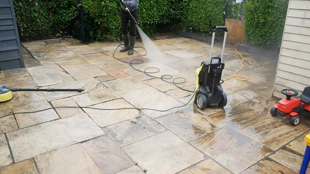 The most powerful electrical pressure washers